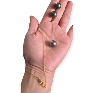 Authentic SOUTH SEA PEARL Floating Necklace With Stood Earrings Tahitian Black